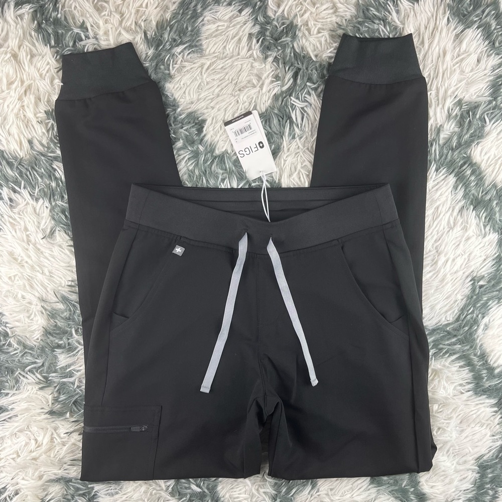 FIGS Women’s NWT Zamora Jogger Pants Size Small Tall Black Gray